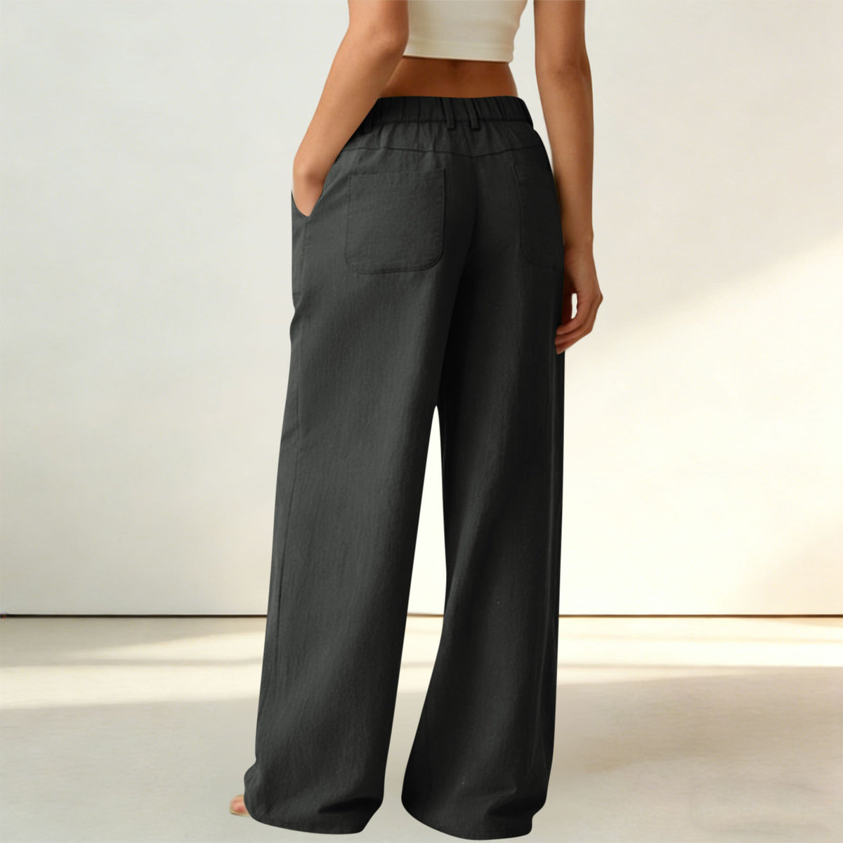 High-Waisted Straight-Leg Pants with Roomy Pockets / All-Day Comfort with a Clean, Refined Look