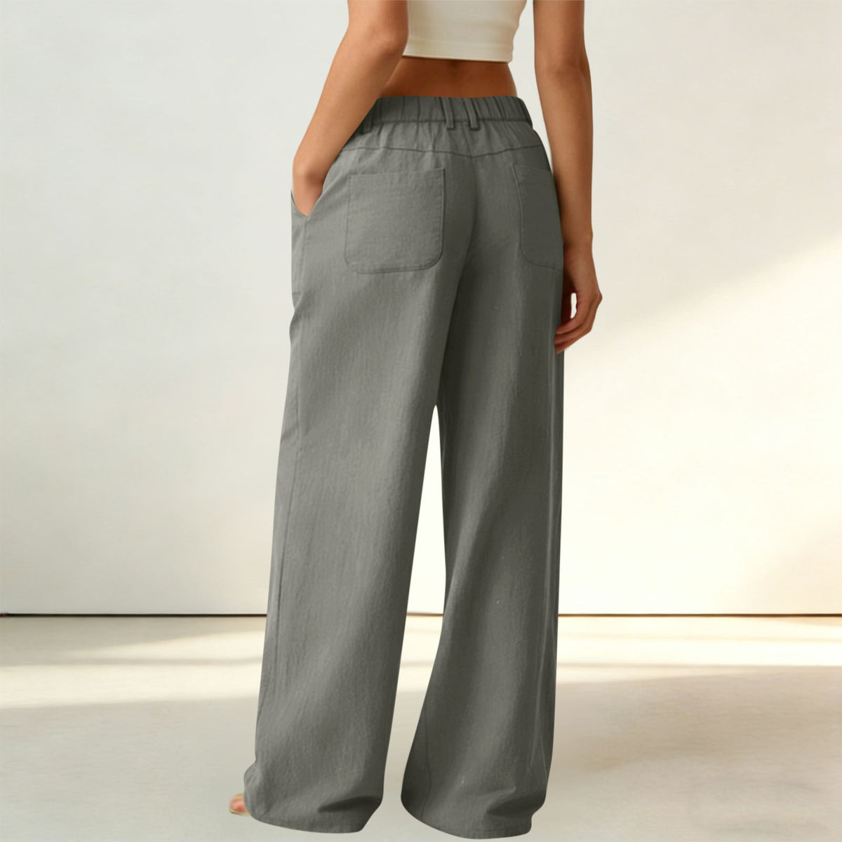 High-Waisted Straight-Leg Pants with Roomy Pockets / All-Day Comfort with a Clean, Refined Look