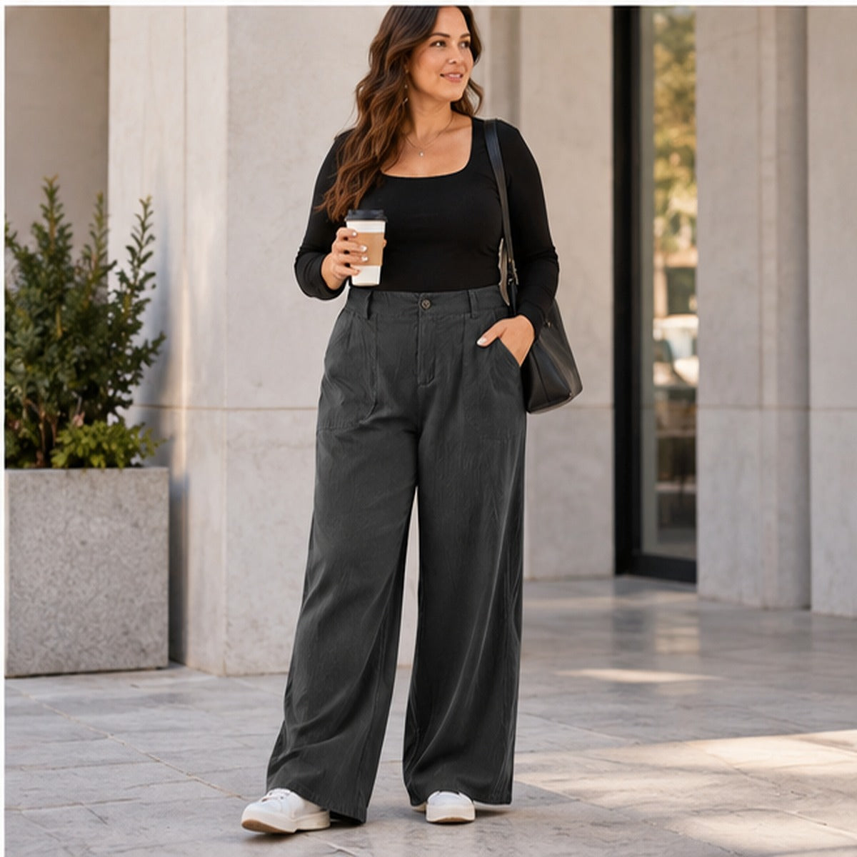 High-Waisted Straight-Leg Pants with Roomy Pockets / All-Day Comfort with a Clean, Refined Look